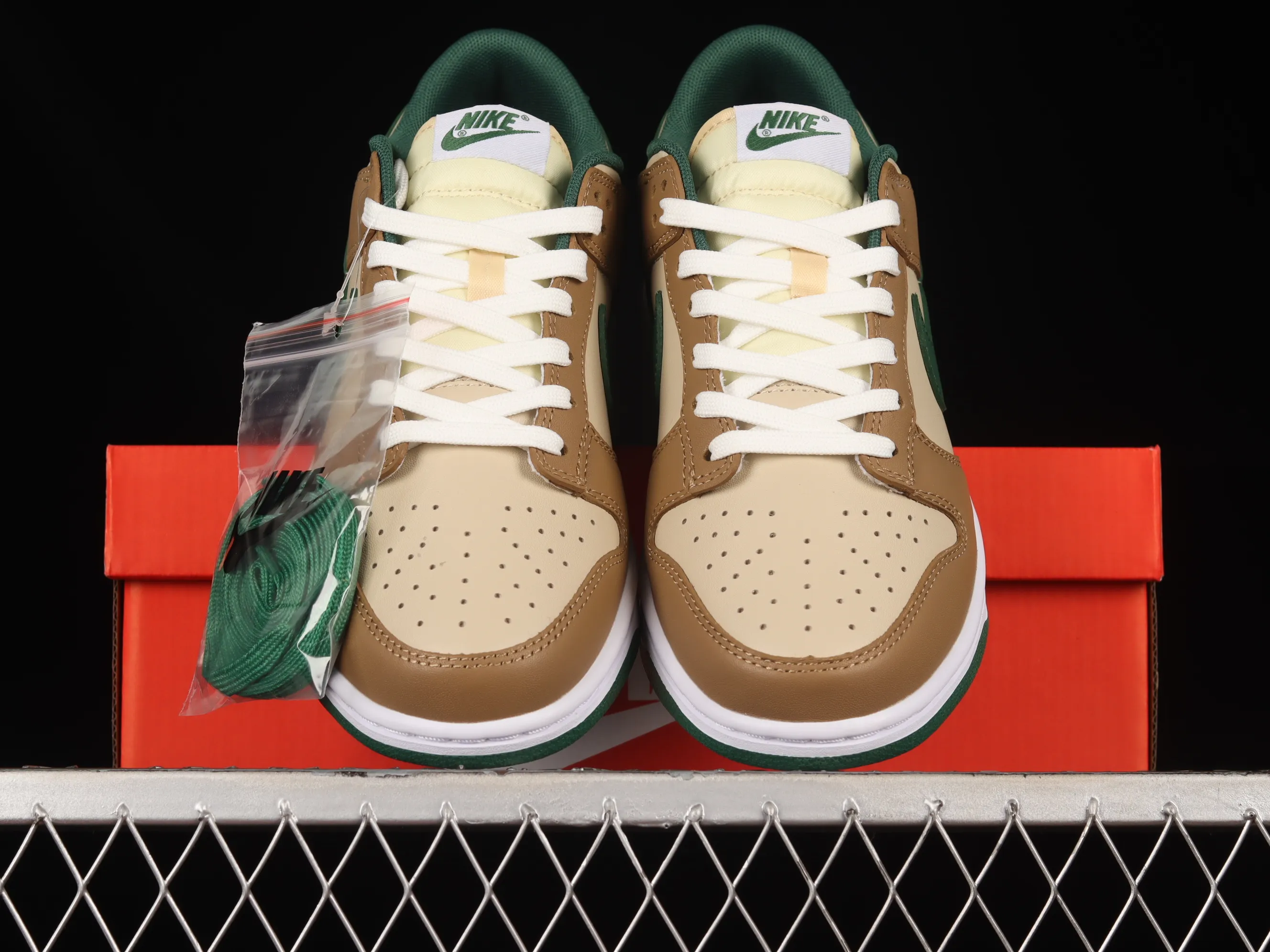 All Categories Nk SB Dunk Series Nk SB Dunk Low Low-top sneakers Nk Dunk Low "Tans" Retro Green" SB low-top sports and leisure sneakers FB7160-231